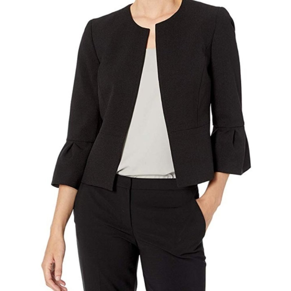 BOTTON FRONT BELL SLEEVE SOLID BLAZER